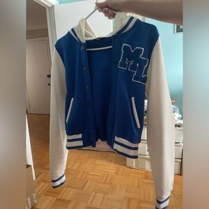 🎀 [FREE] UK2LA varsity jacket